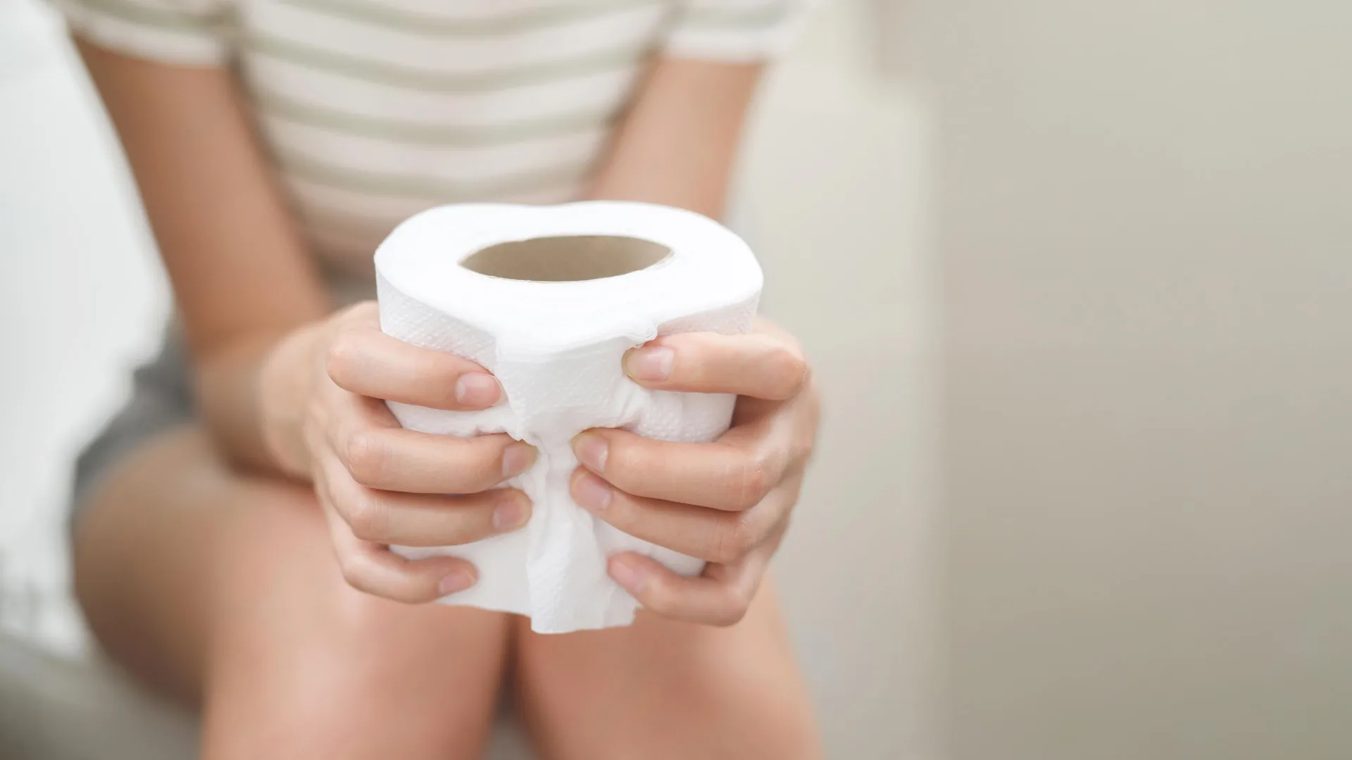 Vitamin B1’s Surprising Role in Bowel Movement Frequency